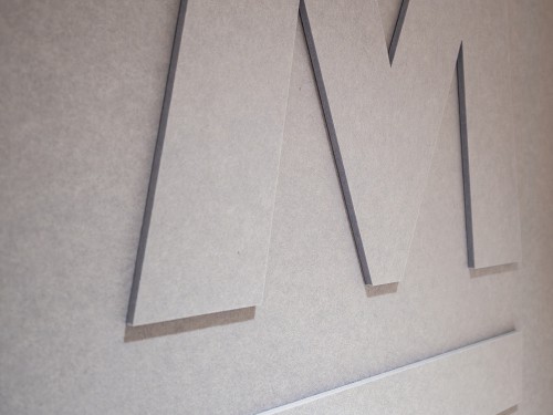 Iwaarden, moba, duurzame wandbekleding, pet-vilt, muurschildering, akoestische wand, akoestische wandbekleding, ontwerp kantoor, bedrijfspand, pet-vilt op maat, 