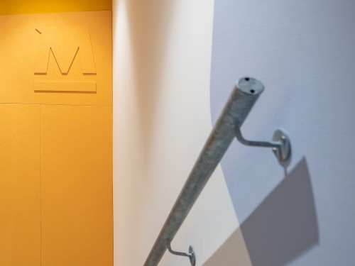 Iwaarden, moba, duurzame wandbekleding, pet-vilt, muurschildering, akoestische wand, akoestische wandbekleding, ontwerp kantoor, bedrijfspand, pet-vilt op maat, 