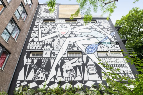 Muurschildering voor het Andaz Hotel Amsterdam, Ontwerp mural door Marcel Wanders, Uitvoering door Iwaarden