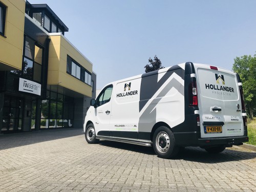 Autobeletterig bedrijfswagen - vehicle graphics - contourgesneden tekst en logo en gedeeltelijke carwrap met print op carwrap folie