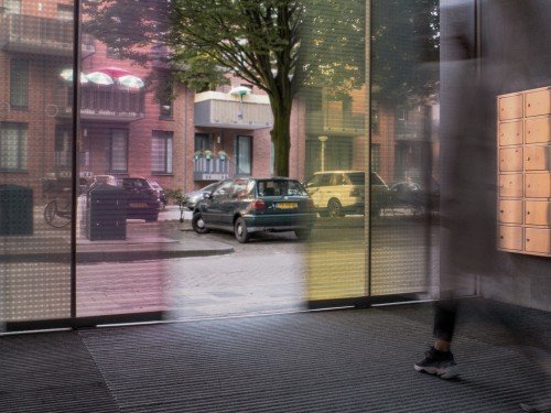 Iwaarden interior - window graphics - glasdecoratie met print op glasfolie voor sfeer en privacy